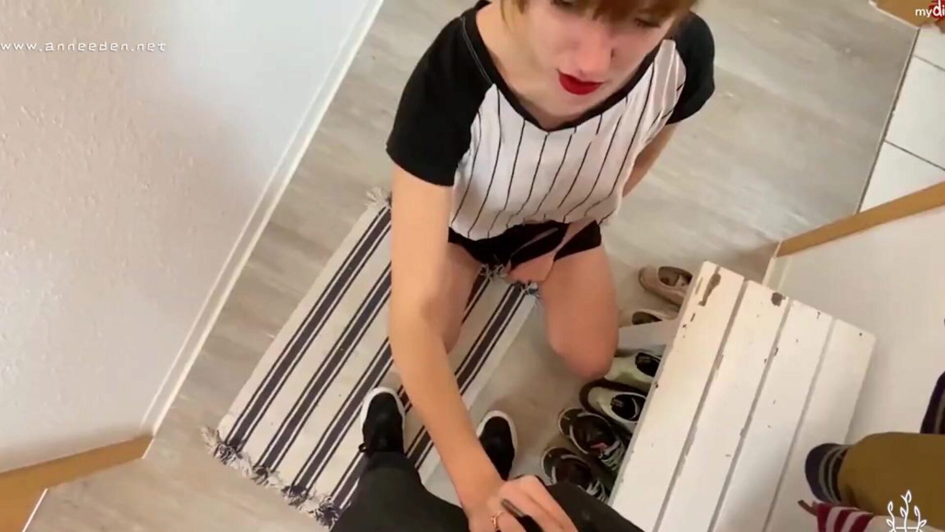 Brazenly pumped full by the landlord! There I stand now and the landlord is stressfull How do I acquire out of the number now ... not that I go too far and fly out of the guest room ...