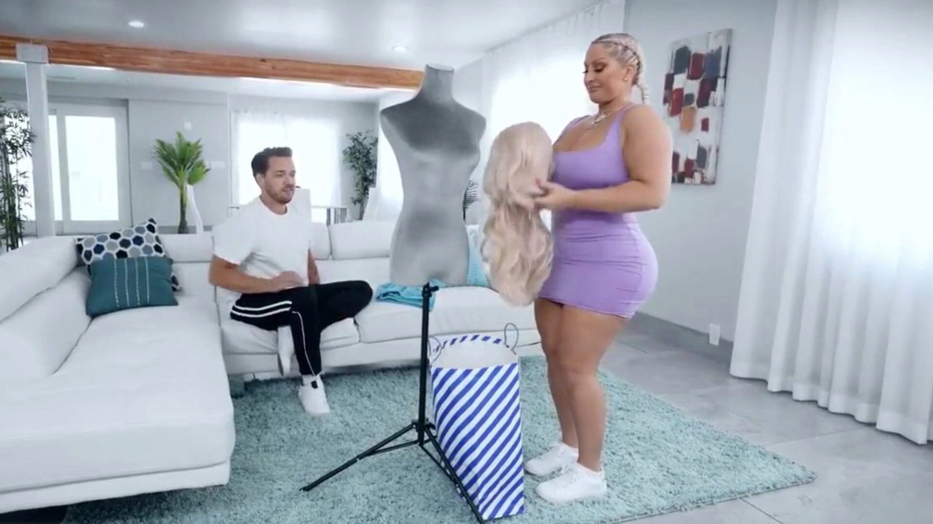 Mz Dani - Hot Blonde Milf Mz. Dani is a prankster with a love for grief When she rockets into her ravage friend Kyle Mason's house unannounced, this chab thinks she's avid His gf is in the next bedroom and this babe should not be the