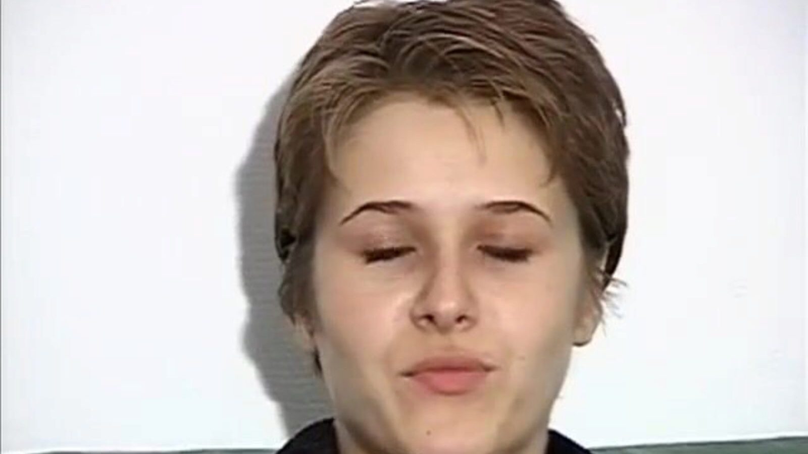 Hustler Casting Sofa X No. 3 Scene 4 - Jane Darling - Julia Crow